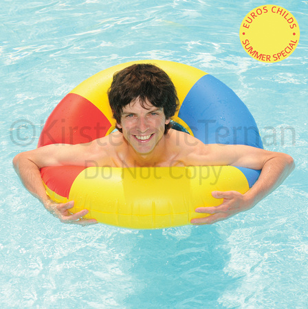Euros Childs album cover and design for 'Summer Special' Photoshoot © Kirsten McTernan